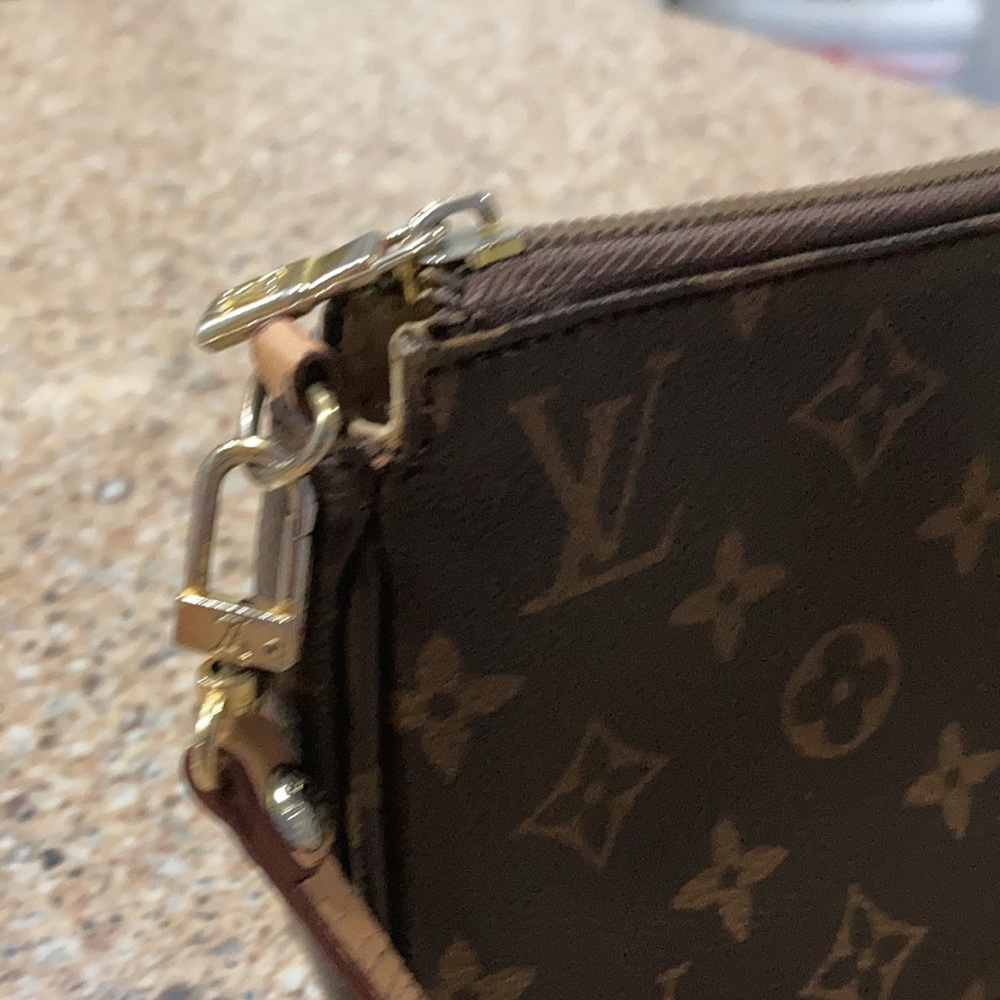 Bag - Picture 2 of 9